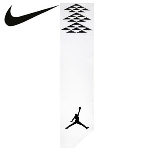 white nike towel